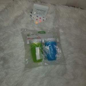 Theses are two cute training cups for 12m+